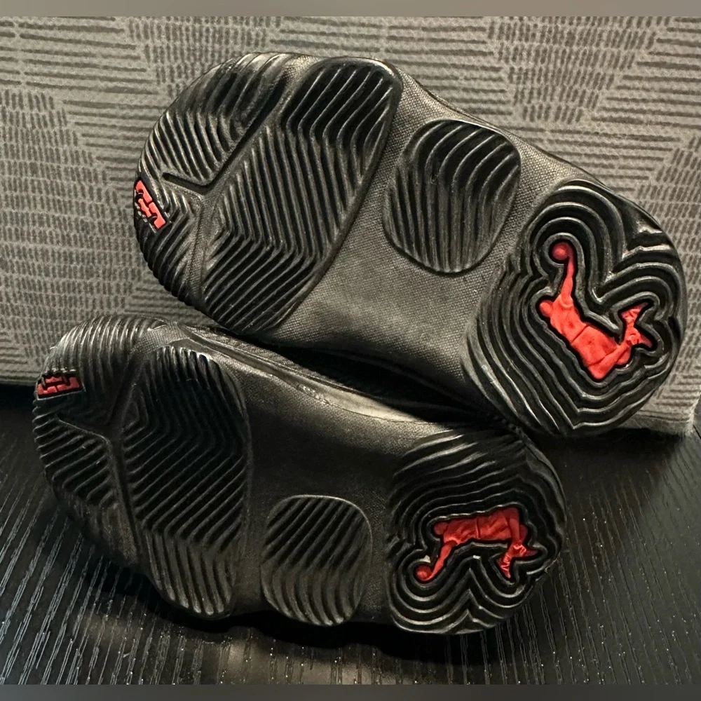 Nike excellent preowned
